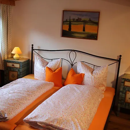 Ferienwohnung Blusnerhof Virgen Zimmer foto